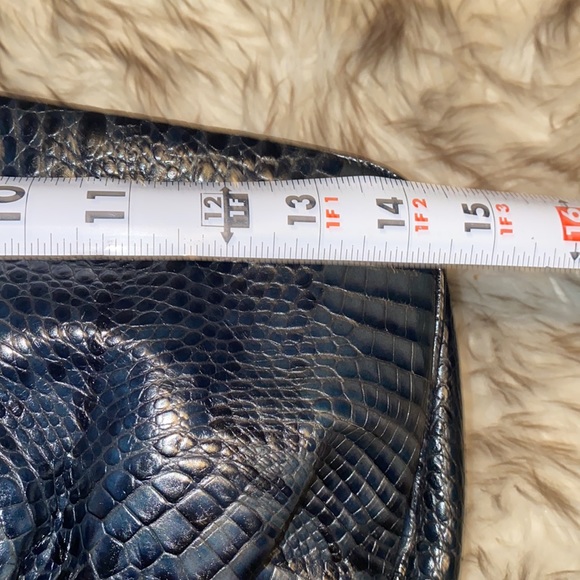 Brahmin Vintage Croc Embossed Leather Zip Top Shoulder Bag EVC - Picture 5 of 16